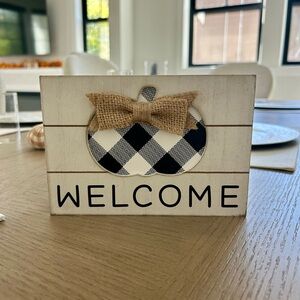 Farmhouse Pumpkin Plaid Decorative Wood Plaque Freestanding Welcome Sign